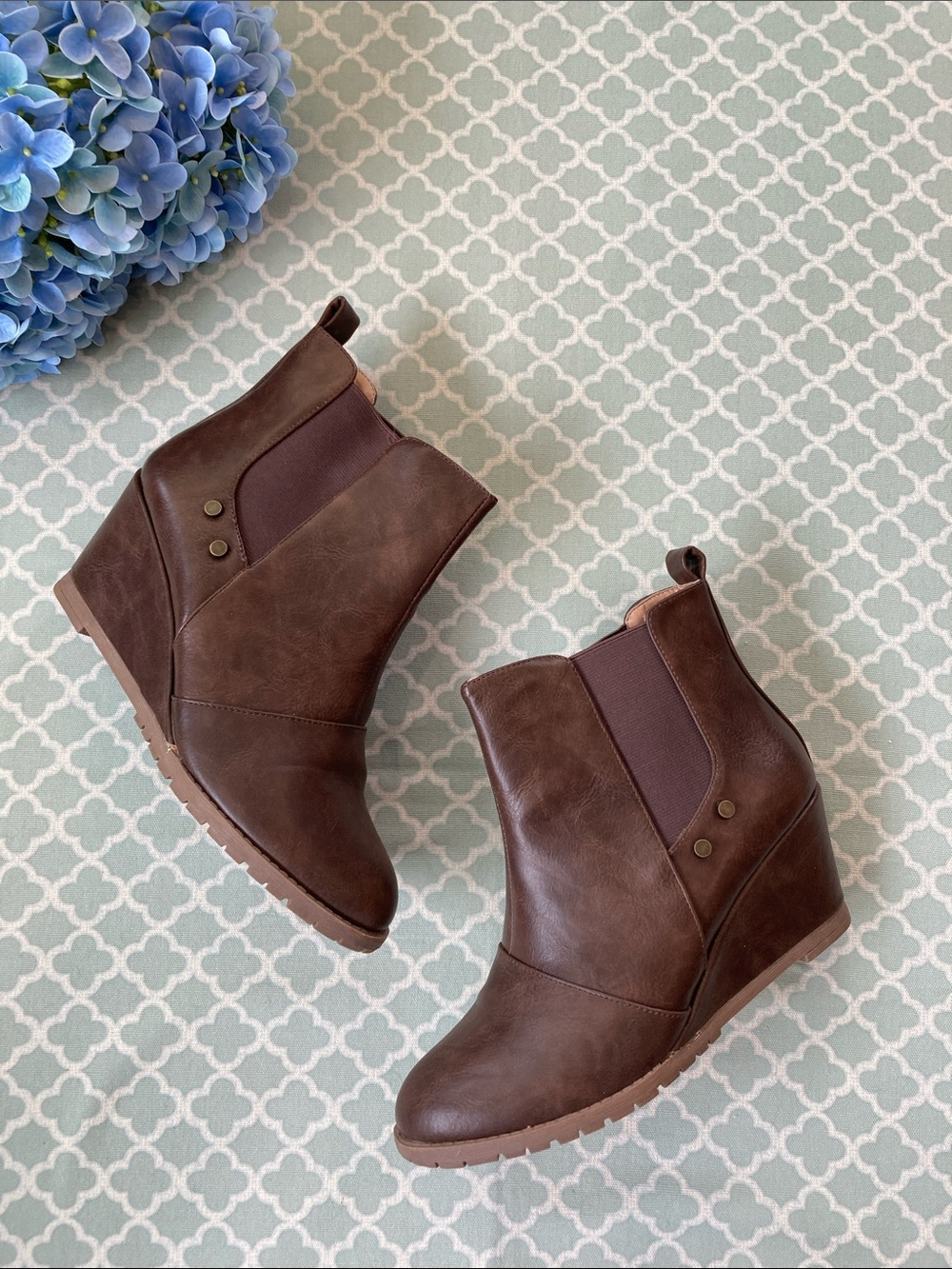 Journee Collection Jessie Wedge Booties Faux Leather 7.5